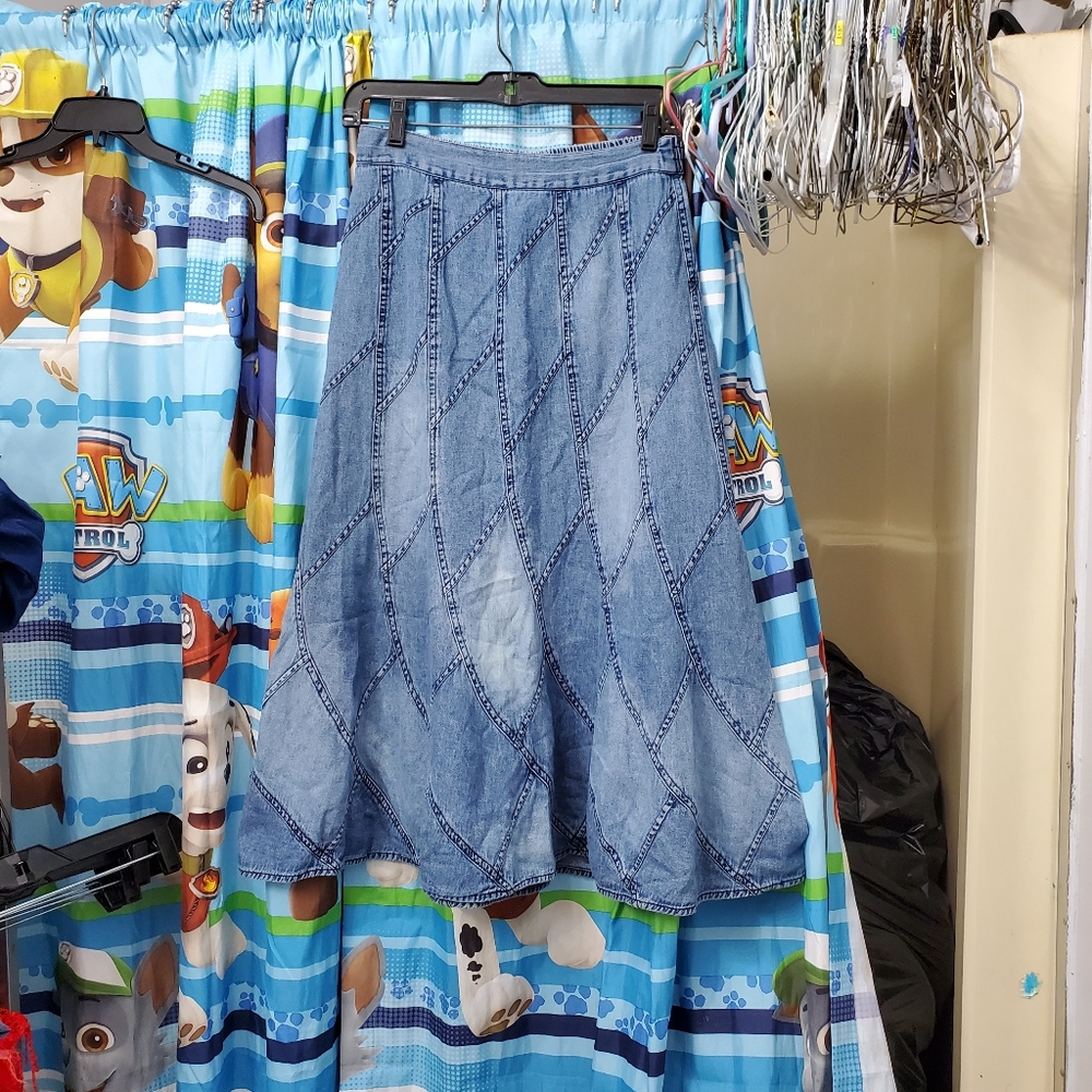 Studio West long denim skirt size small